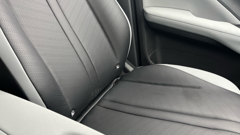 BYD Dolphin Surf 115kW Comfort 43kWh 5dr Auto Electric Hatchback